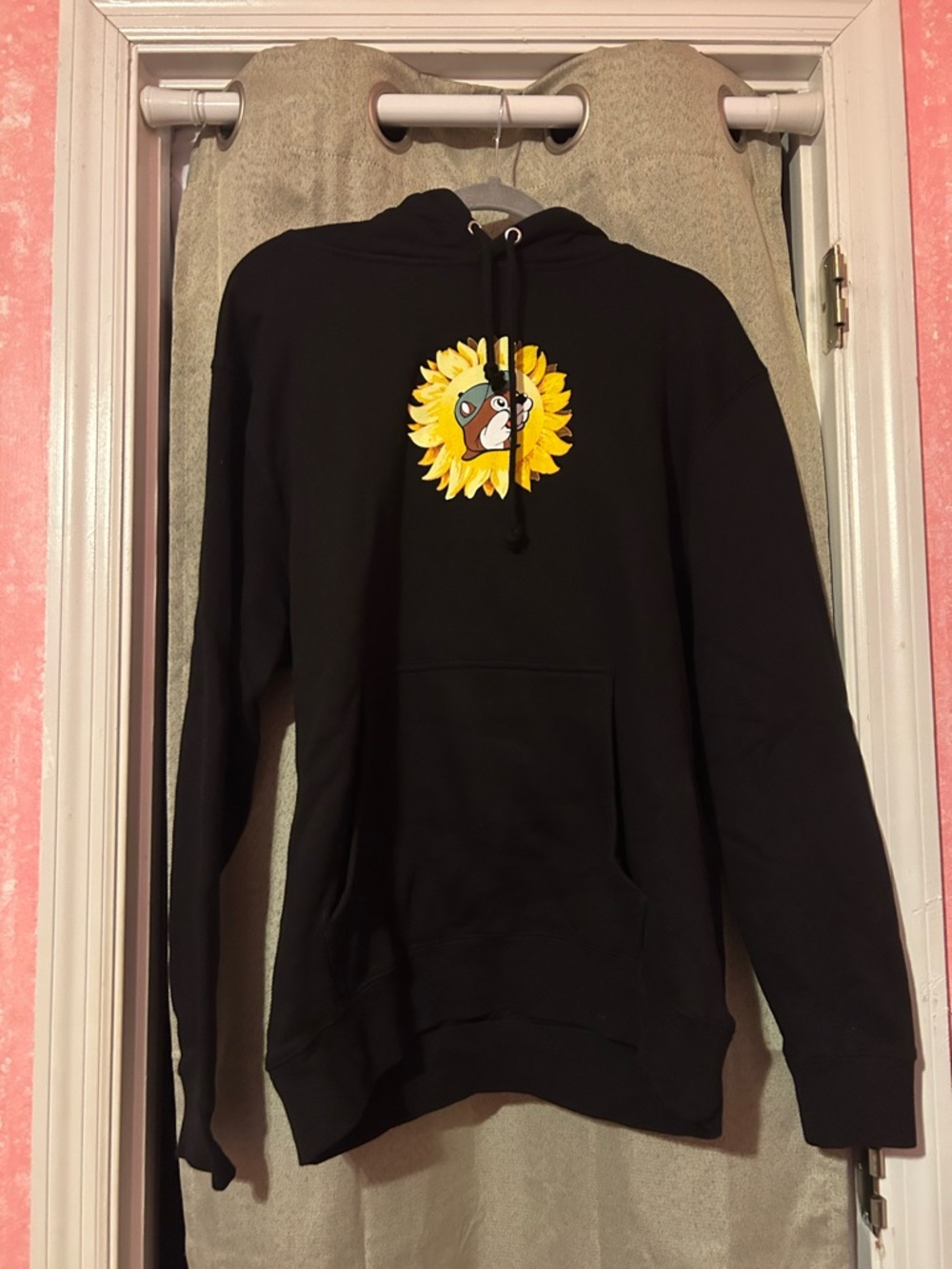 BUCEE’S Black Hoodie with Sunflower